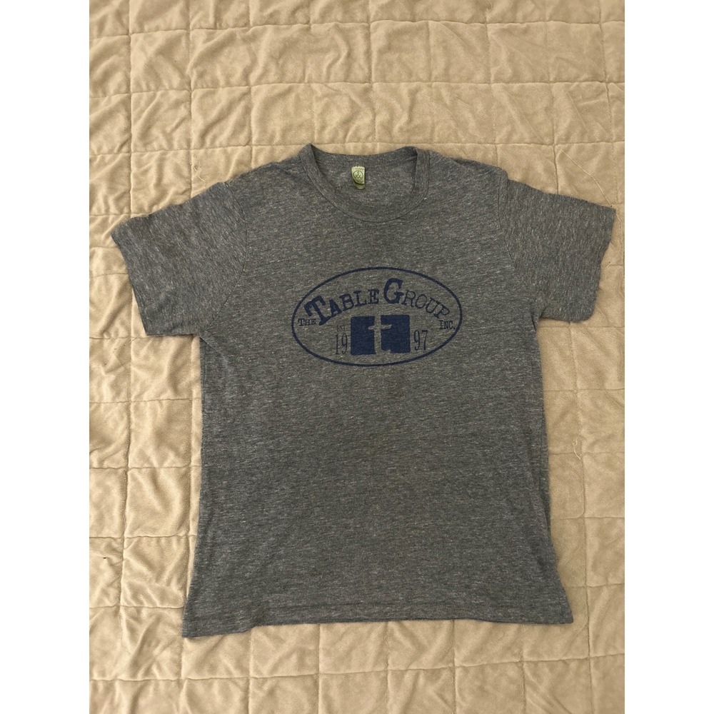 Alternative Earth Kids Gray The Table Group Graphic T-Shirt Size M Tri-Blend